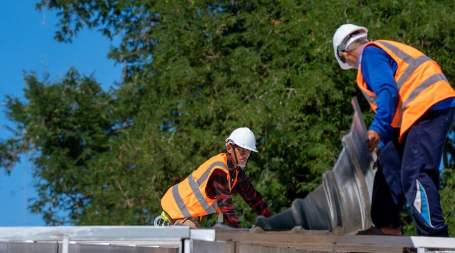 Professional gutter cleaning in La Conner, WA